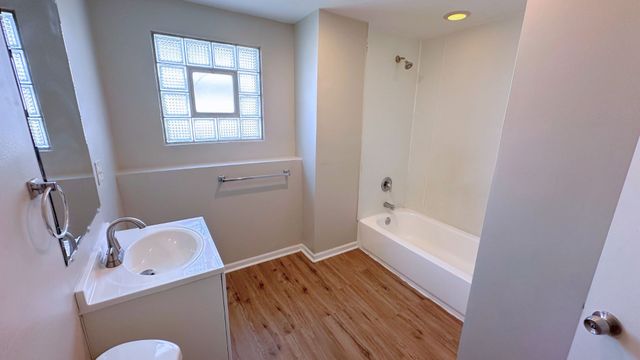 14039 S Claire Boulevard, Robbins, IL 60472