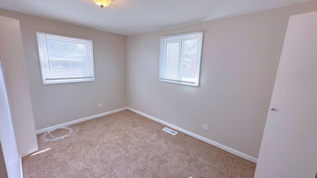 14039 S Claire Boulevard, Robbins, IL 60472
