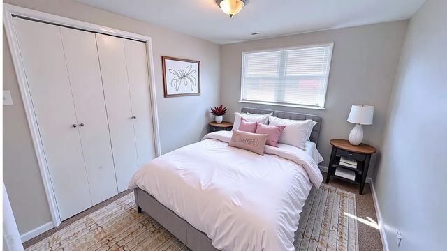 14039 S Claire Boulevard, Robbins, IL 60472