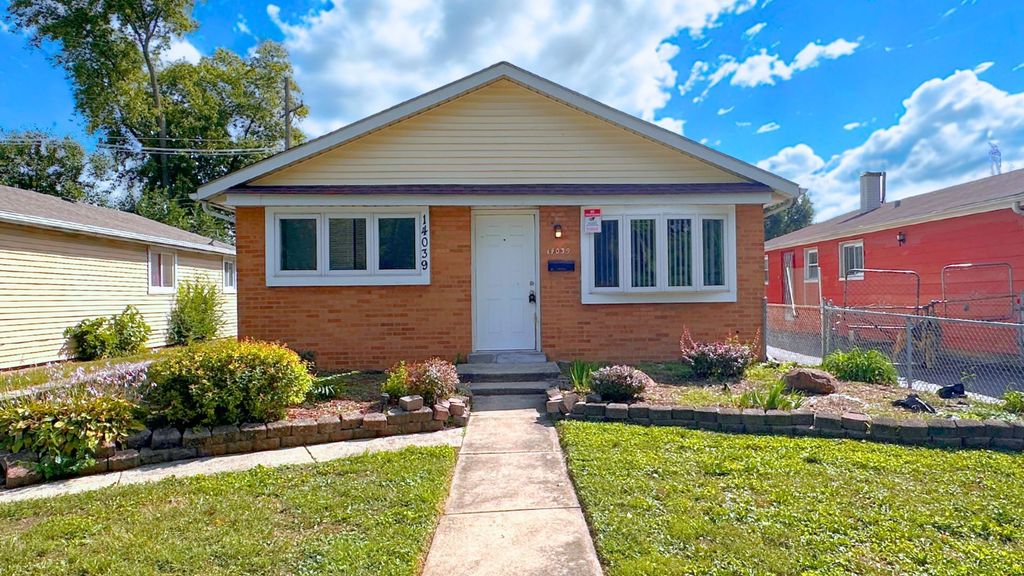 14039 S Claire Boulevard, Robbins, IL 60472