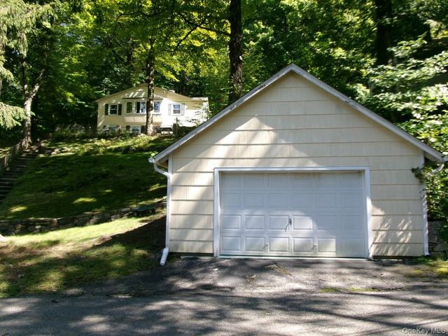 45 Leroy Street, Pleasantville, NY 10570
