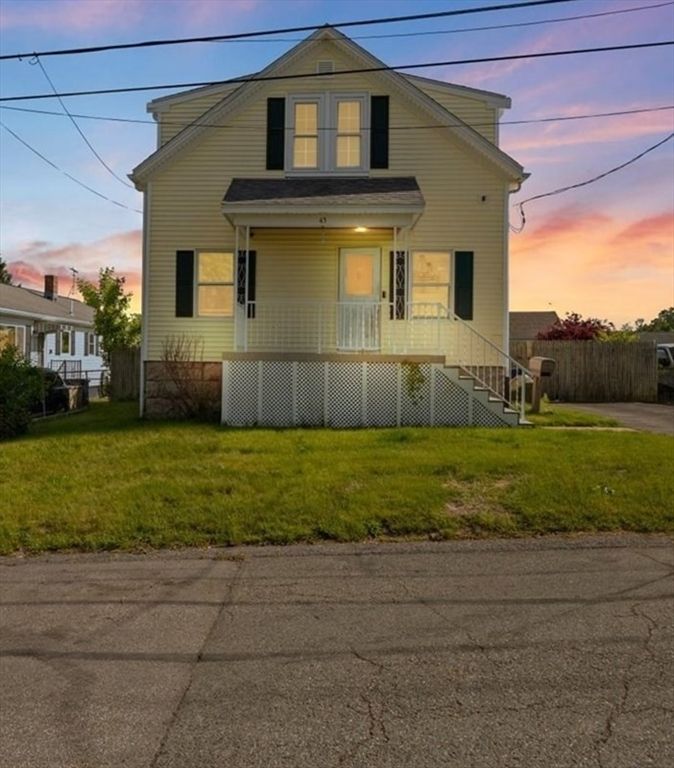 43 Tucker St, Fall River, MA 02724