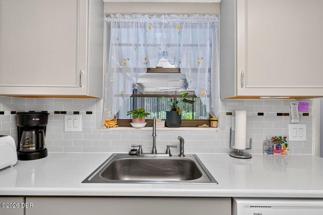 1806 Western Road, South Daytona, FL 32119
