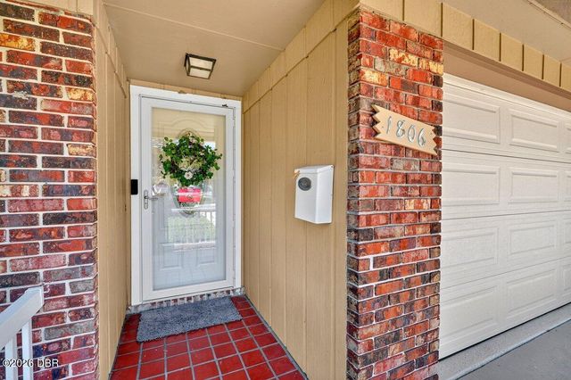 1806 Western Road, South Daytona, FL 32119