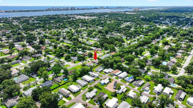 1806 Western Road, South Daytona, FL 32119