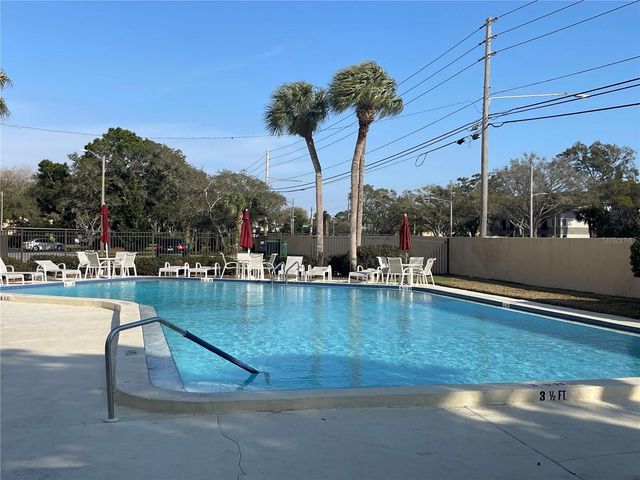 2685 SABAL SPRINGS CIRCLE 102, Clearwater, FL 33761