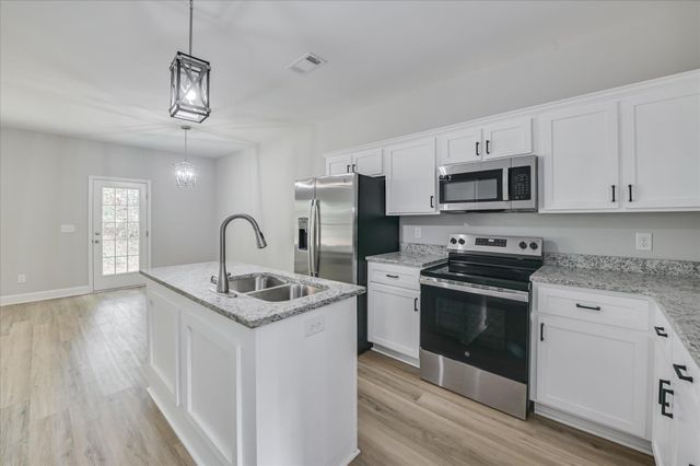 2813 Ridgecrest Drive, Hephzibah, GA 30815