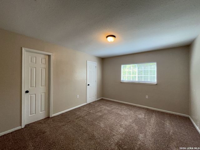 12005 Prairie Oak St, Live Oak, TX 78233