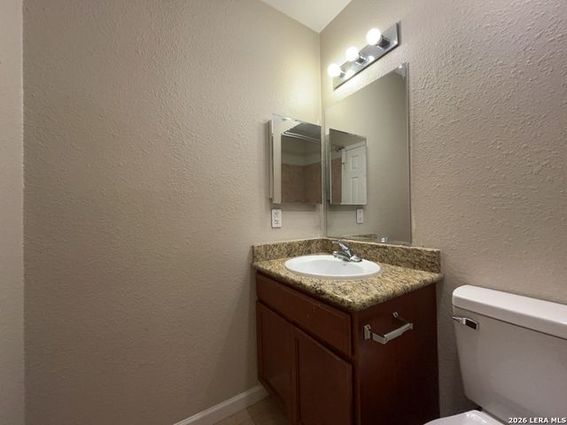 12005 Prairie Oak St, Live Oak, TX 78233