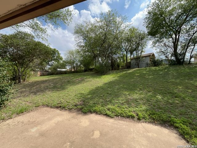 12005 Prairie Oak St, Live Oak, TX 78233