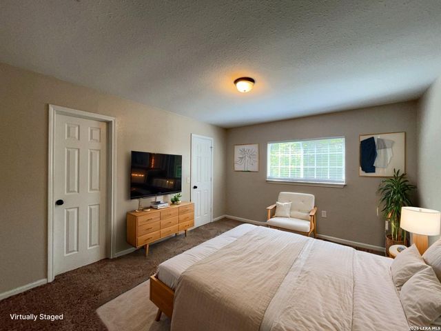 12005 Prairie Oak St, Live Oak, TX 78233