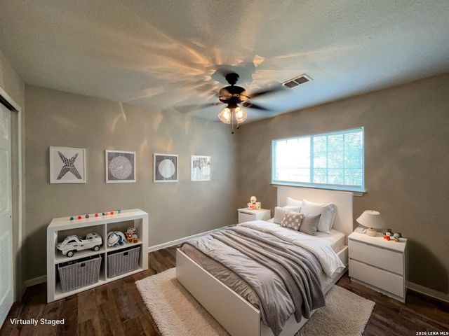 12005 Prairie Oak St, Live Oak, TX 78233