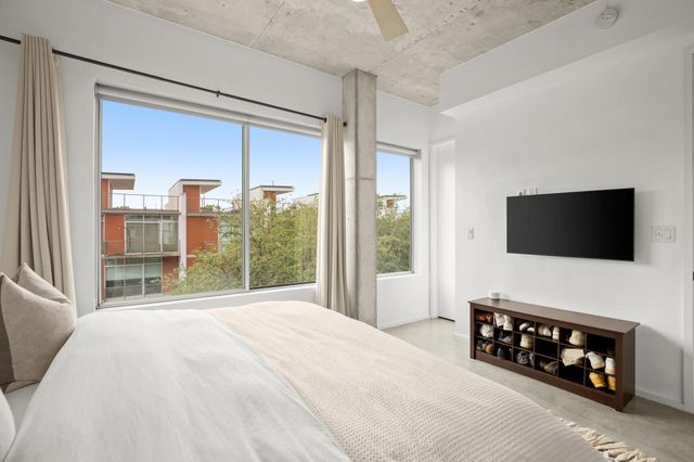 2301 S 5th ST 32, Austin, TX 78704