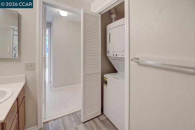 1840 Tice Creek Dr 2312, Walnut Creek, CA 94595