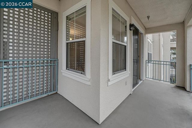 1840 Tice Creek Dr 2312, Walnut Creek, CA 94595