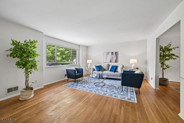 38 Park Street C, Florham Park Boro, NJ 07932