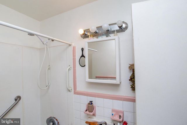 6365 EDMUND ST, Philadelphia, PA 19135