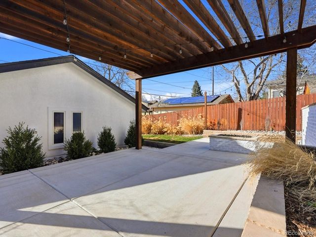 1433 S Gaylord St, Denver, CO 80210