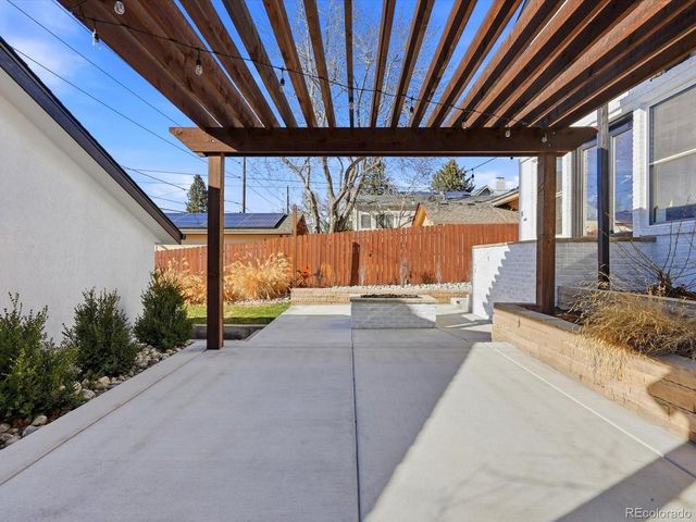 1433 S Gaylord St, Denver, CO 80210