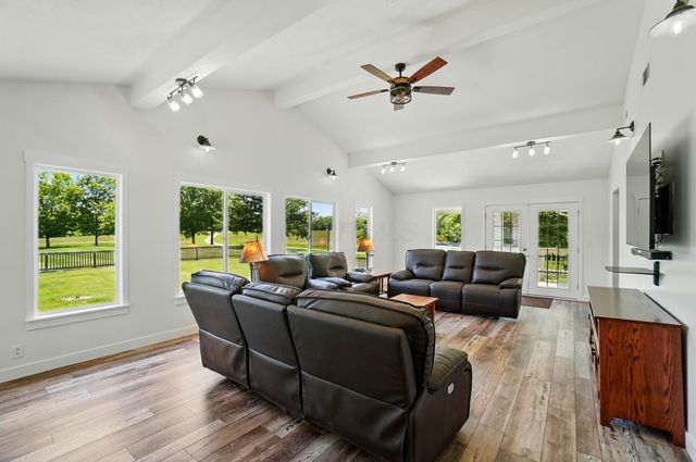5350 Brook Road NW, Lancaster, OH 43130