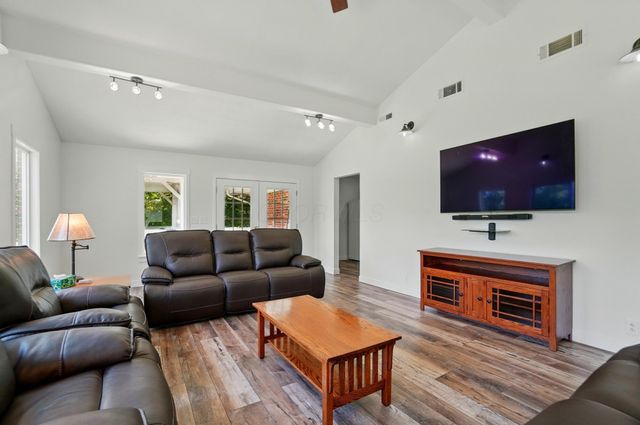 5350 Brook Road NW, Lancaster, OH 43130
