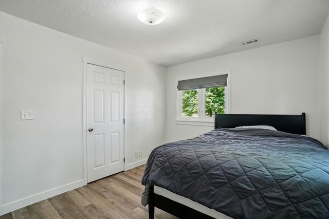 5350 Brook Road NW, Lancaster, OH 43130