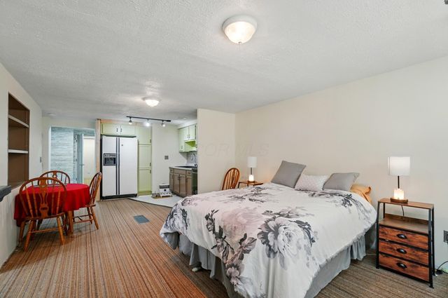 5350 Brook Road NW, Lancaster, OH 43130