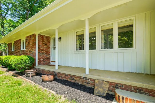 5350 Brook Road NW, Lancaster, OH 43130