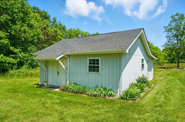 5350 Brook Road NW, Lancaster, OH 43130