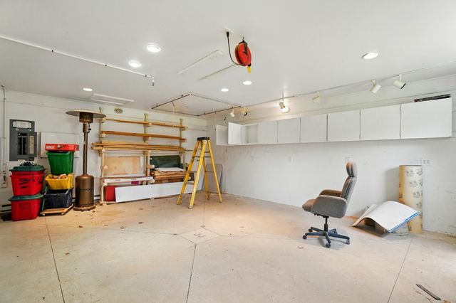 5350 Brook Road NW, Lancaster, OH 43130