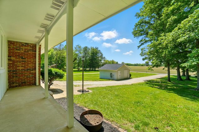 5350 Brook Road NW, Lancaster, OH 43130