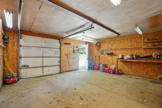 5350 Brook Road NW, Lancaster, OH 43130