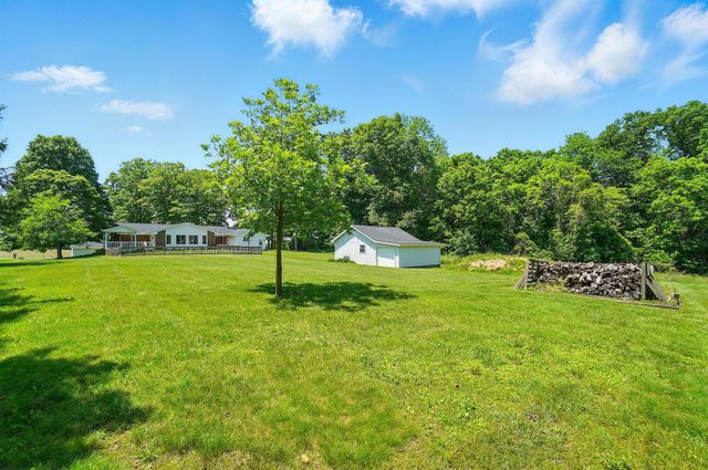 5350 Brook Road NW, Lancaster, OH 43130
