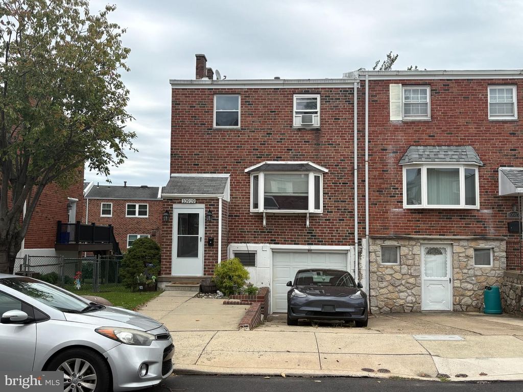 10919 CAREY PL, PHILADELPHIA, PA 19154 — photo 2