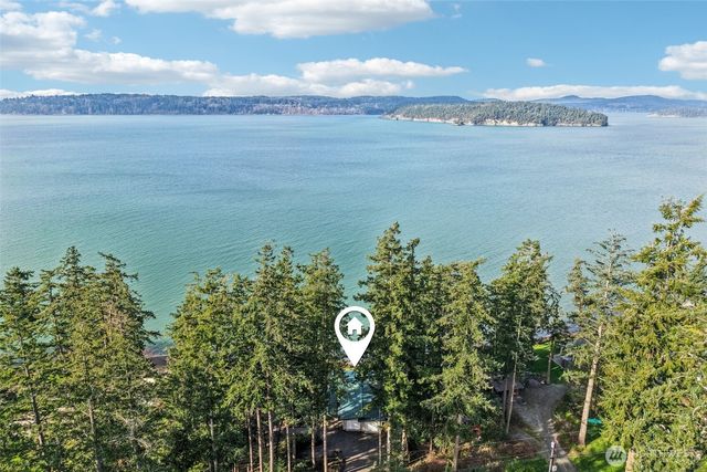 17340 Golden View Avenue, La Conner, WA 98257