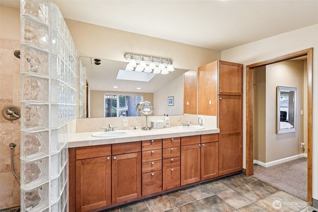 17340 Golden View Avenue, La Conner, WA 98257