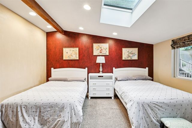 17340 Golden View Avenue, La Conner, WA 98257