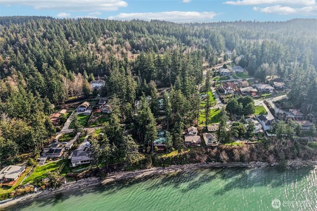 17340 Golden View Avenue, La Conner, WA 98257