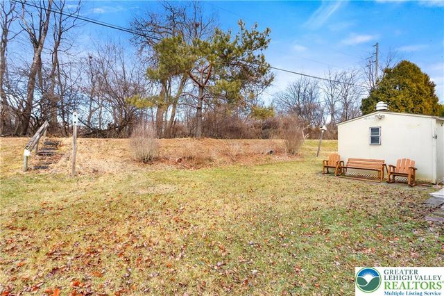 88 Juniper Court, East Allen Twp, PA 18014