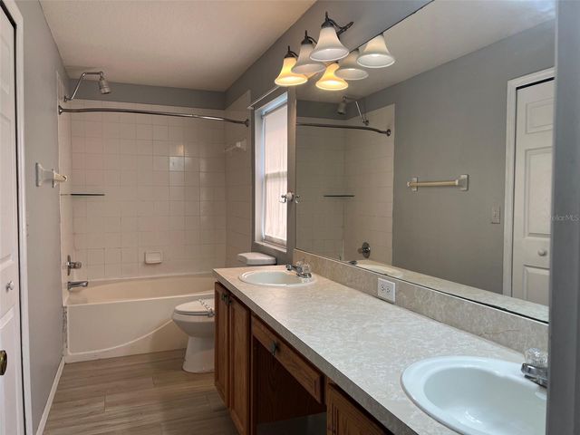18169 SANDY POINTE DRIVE, Tampa, FL 33647