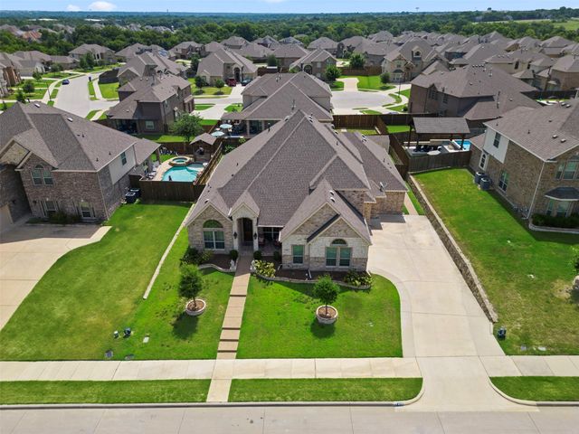 412 Parade Road, Desoto, TX 75115