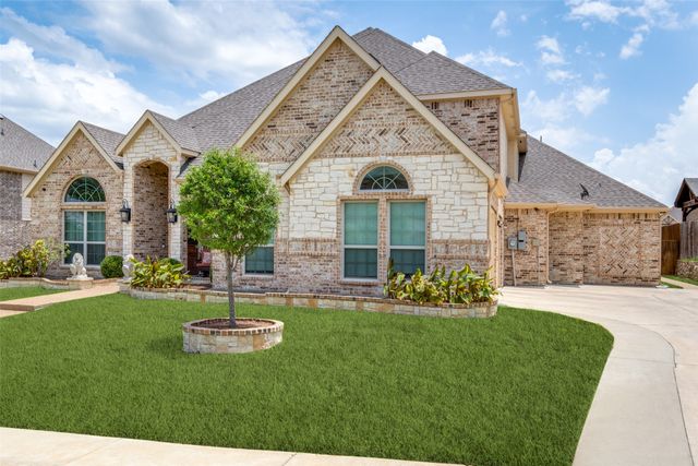 412 Parade Road, Desoto, TX 75115