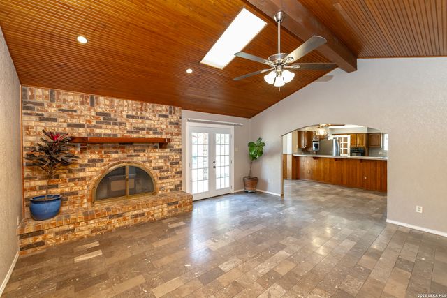 1212 donato, Poteet, TX 78065