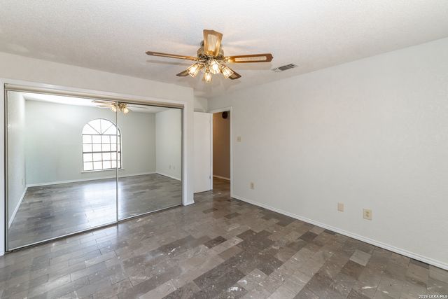 1212 donato, Poteet, TX 78065