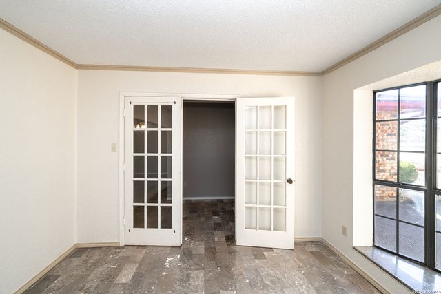 1212 donato, Poteet, TX 78065