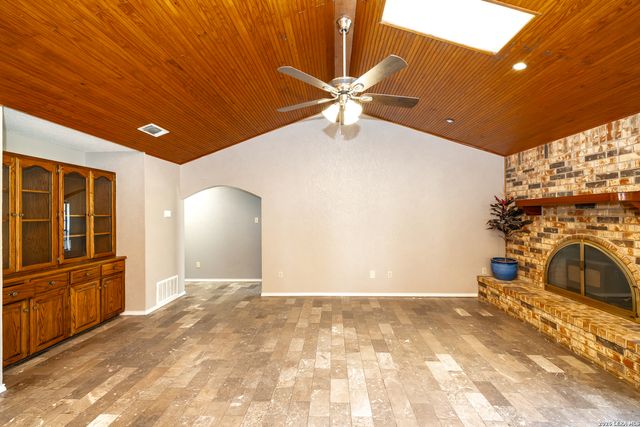 1212 donato, Poteet, TX 78065