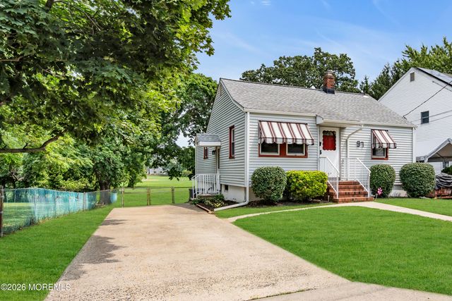 97 High Street, Eatontown, NJ 07724