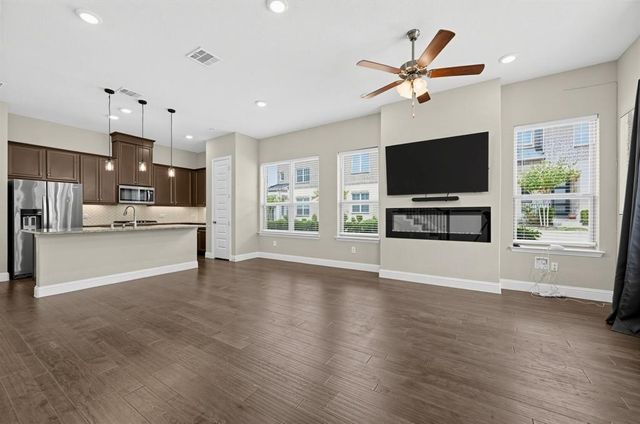 4429 grady Lane, Carrollton, TX 75010