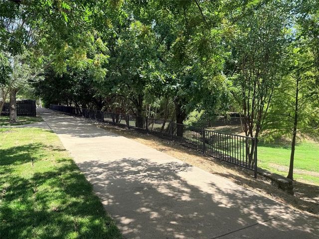 4429 grady Lane, Carrollton, TX 75010