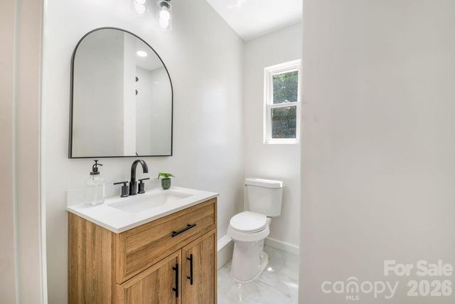 131 Woodrow Avenue, Asheville, NC 28801